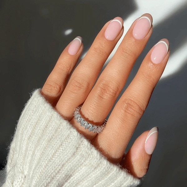 Short Wedding Nails for Guests